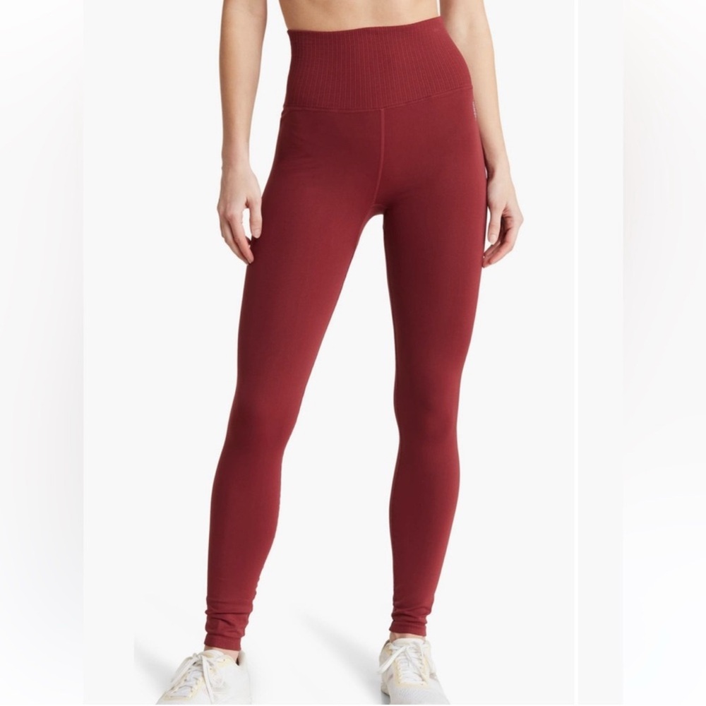FP Movement NWT High-Rise 7/8 Length Good Karma Leggings Burgundy Size XS/S